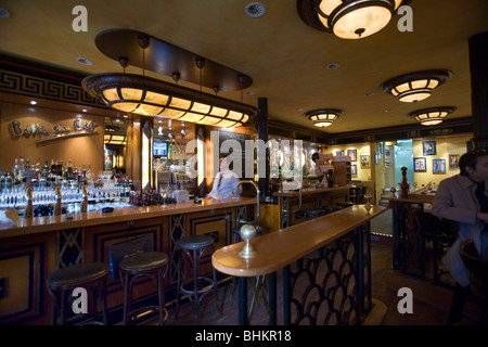 Sala della birra in Frankfurt am Main, Germania Foto Stock