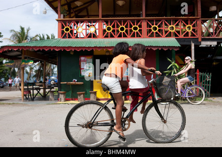 Escursioni in bicicletta in Puerto Viejo de Talamanca, Limon Costa Rica Foto Stock