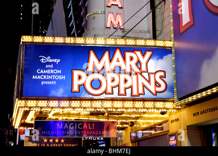 Mary Poppins" spettacolo di Broadway, Times Square a New York City Foto Stock