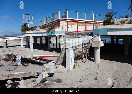 Uragano danni al molo di cemento Galveston Texas USA Foto Stock