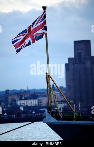 Union Jack flag sulla prua di una nave Foto Stock