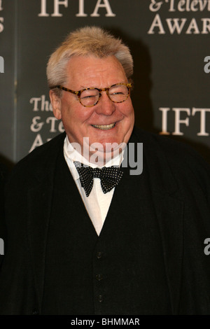 Sir Alan Parker al 7° Irish Film e Televisione Awards Foto Stock