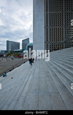 Francia,Paris La Defense, gradines del grand Arc base Foto Stock