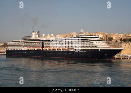 Holland America Line nave da crociera Westerdam attraccare a Malta Foto Stock