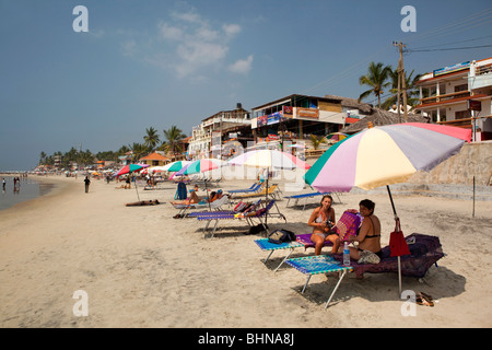 India Kerala, Kovalam, Faro (ADAM) spiaggia, lucertole da mare Foto Stock