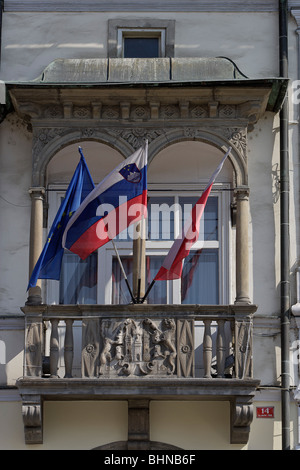 Maribor,Galvni Trg - Piazza principale,Veneziano balcone in pietra,Municipio,1515,Slovenia Foto Stock