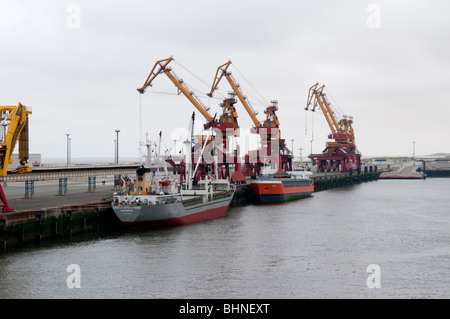 Calais ferry terminal quayside Foto Stock