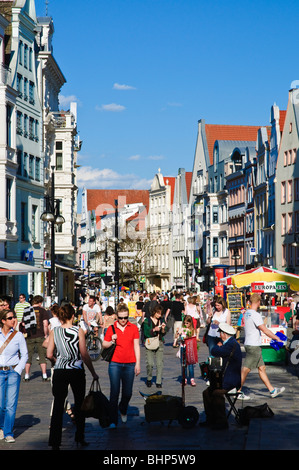 Shopping street Kroepeliner Strasse, città vecchia, Rostock, Meclemburgopomerania Occidentale, Germania Foto Stock