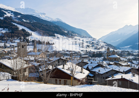 Vista sulla storica città termale di Bormio, Italia Foto Stock