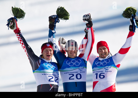 Bode Miller (USA), medaglia d'oro, Ivica Kostelic (CRO) argento, Silvan Zurbriggen (SUI), bronzo in uomini Super combinata Foto Stock