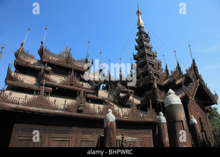 Myanmar Birmania, Mandalay Shwe In Bin Kyaung monastero in legno, Foto Stock