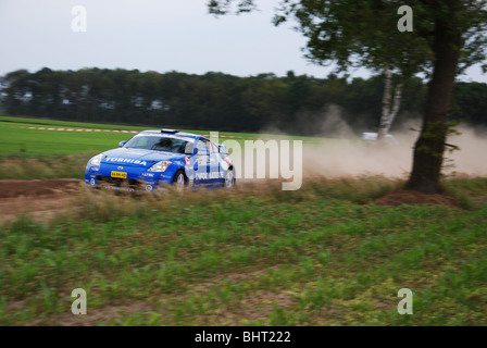 Nissan 350Z a 2009 Paradigit olandese-ELE rally Foto Stock