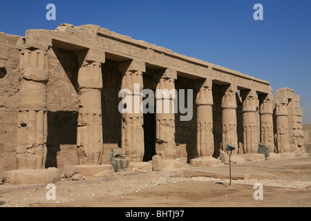Tempio mortuario di Seti I presso la necropoli tebana vicino a Luxor, Egitto Foto Stock