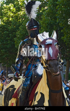 Giostra medievale a Piazza Sablon, Bruxelles, Belgio Foto Stock