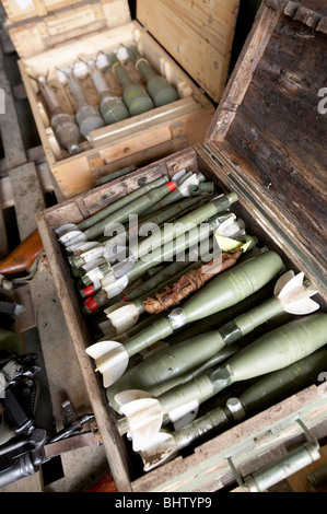 L'eliminazione degli ordigni esplosivi, Sarajevo, Bosnia ed Erzegovina Foto Stock