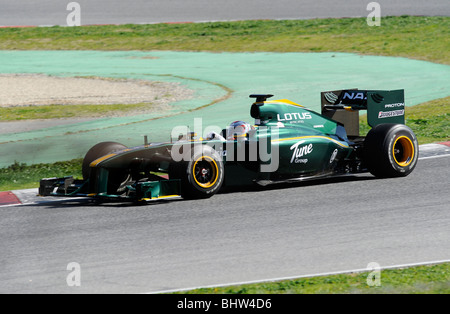 Jarno Trulli alla guida per la Lotus Racing team durante i test sul Circuito de Catalunya, Montmelo, Spagna 2010 Foto Stock