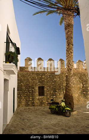 Parte delle vecchie mura della città, Vejer de la Frontera, Cadice Regione, Andulucia, Spagna Foto Stock