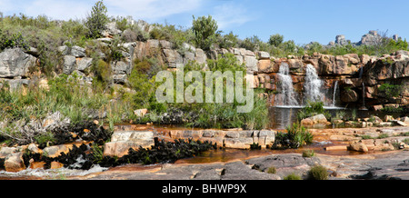 Cucito panorama di una cascata nel Cederberg montagne del Sud Africa Foto Stock