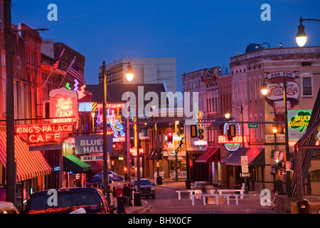 Beale Street, sede dei blues, Memphis, Tennessee, Stati Uniti. Foto Stock