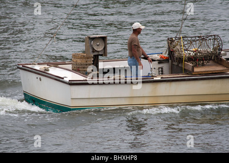 Chesapeake Bay workboat in Cambridge Creek Foto Stock