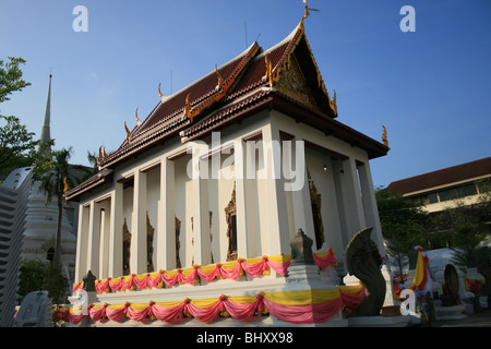 Tempio buddista nella zona centrale di Bangkok, Tailandia. Foto Stock