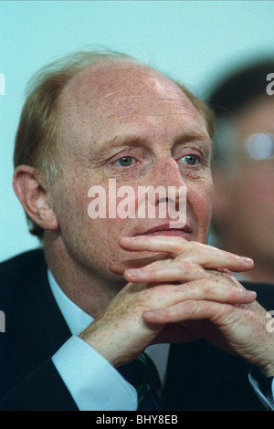 NEIL KINNOCK MP leader del partito laburista 10 Ottobre 1990 Foto Stock