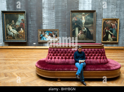 Interno di Rubens camera presso il Museo Reale di Belle Arti di Anversa in Belgio (bhz)