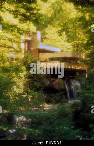 Caduta di acqua house Ohiopyle Pennsylvania USA da Frank Lloyd Wright 1934-1939 Foto Stock