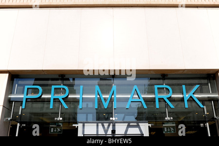 Primark store ingresso anteriore sign in Western Road Brighton SUSSEX REGNO UNITO Foto Stock