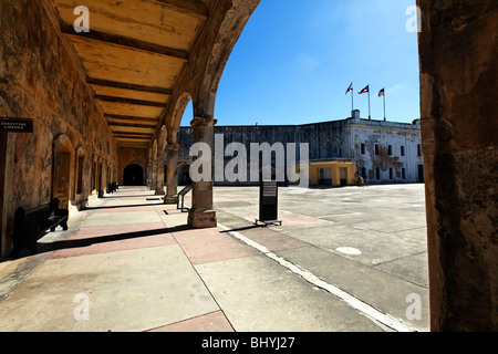 Vista sul cortile di San Cristobal Fort, la vecchia San Juan, Puerto Rico Foto Stock