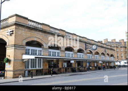 Città di York Stazione Ferroviaria nel North Yorkshire England Regno Unito Foto Stock