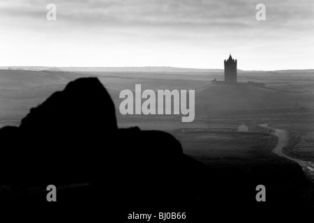 Il castello di Doonagore vicino a Doolin .Burren, Irlanda Foto Stock