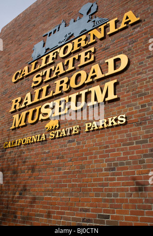 Esterno della California State Railroad Museum, Sacramento, California, Stati Uniti d'America. Foto Stock