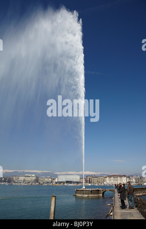 Il Jet d'Eau nel Lago di Ginevra, Svizzera Foto Stock