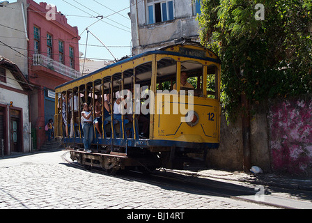 Il tram di Santa Teresa, Rio de Janeiro, Brasile Foto Stock