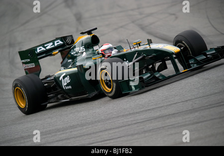 Jarno Trulli (ITA) in Lotus T127 racecar durante la Formula 1 sessioni di prove sul Circuito de Catalunya. Foto Stock