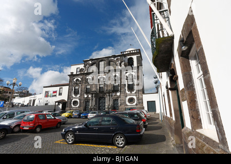 Igreja de Todos os Santos-o Igreja do Colegio Jesuitas dos, nella città di Ponta Delgada, isola Sao Miguel, Azzorre, Portogallo. Foto Stock