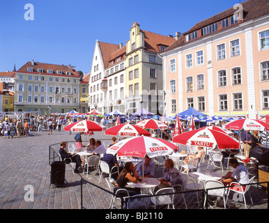Raekoja Plats, Città Vecchia, Tallinn, Harju County, della Repubblica di Estonia Foto Stock
