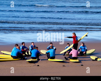 Scuola di Surf, Bude, Cornwall Foto Stock