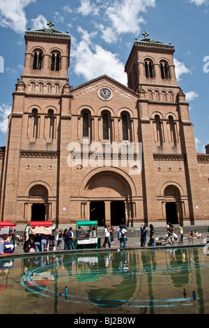 La Colombia, la Cattedrale Metropolitan, Parque Bolivar di Medellin, Parco Bolivar Foto Stock