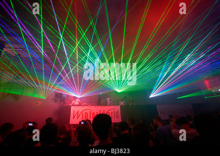 Laser show, mondo invernale 2010, techno festival in Sports Hall Oberwerth, Coblenza, Renania-Palatinato Foto Stock