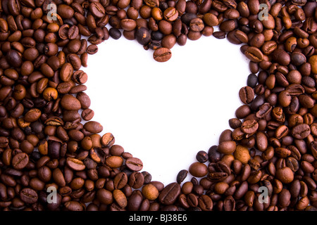 Cuore di chicchi di caffè. Girato in studio. Foto Stock