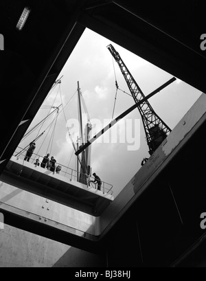 Vista da tenere del 'Manchester Renown', Manchester, 1964. Artista: Michael Walters Foto Stock