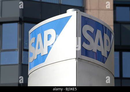 La sede centrale SAP di Walldorf, Germania. Il logo, segno, it-azienda, software aziendali Foto Stock