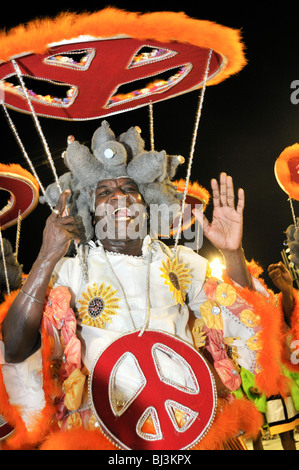 Scuola di samba Unidos do Porto da Pedra, Carnaval 2010, Sambodromo, Rio de Janeiro, Brasilien, Suedamerika Foto Stock