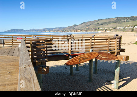 Il molo del famoso Pismo Beach in California. Foto Stock