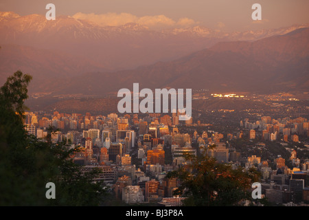 Atmosfera serale, Santiago de Chile, Cordigliera de los Andos, Cile, Sud America Foto Stock