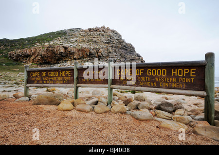 Capo di Buona Speranza, con un cartello che indica le coordinate geografiche, Provincia del Capo, in Sud Africa e Africa Foto Stock