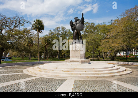 Soldato confederato Memoriale di punto in bianco i Giardini La batteria di Charleston, Carolina del Sud Foto Stock