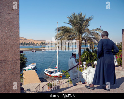 Viste dalle rive del fiume Nilo in Egitto Foto Stock